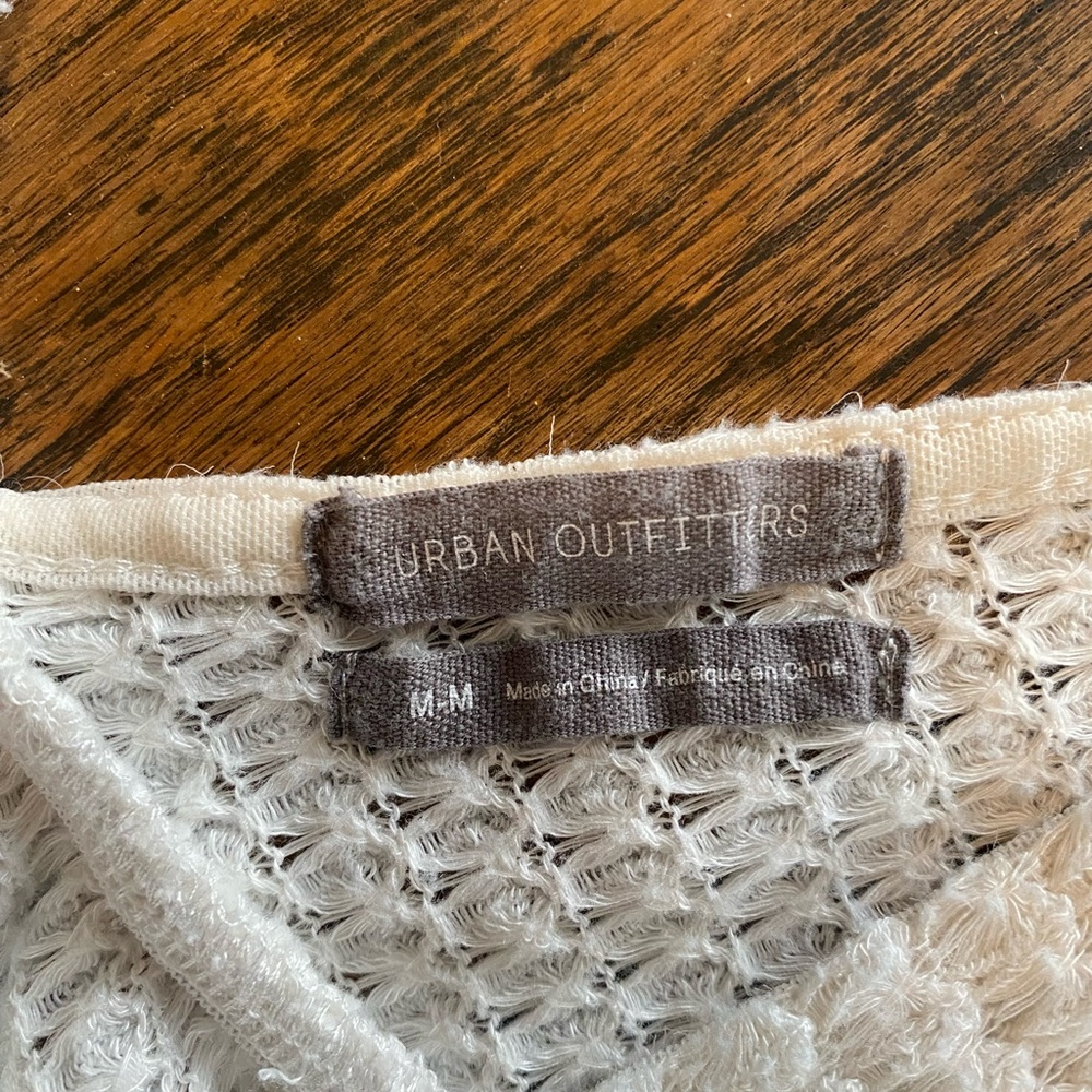🌟Urban outfitters size medium crocheted tank - Picture 2 of 2